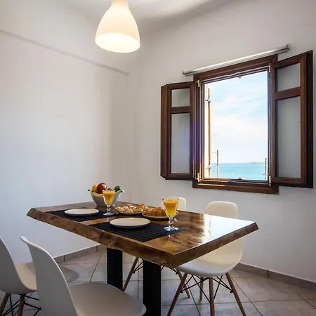Salty Sea At Center Appartement